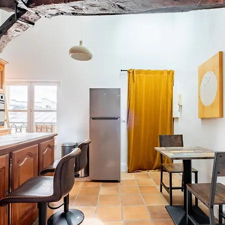 Veeve - Rivoli Rustique Apartment *